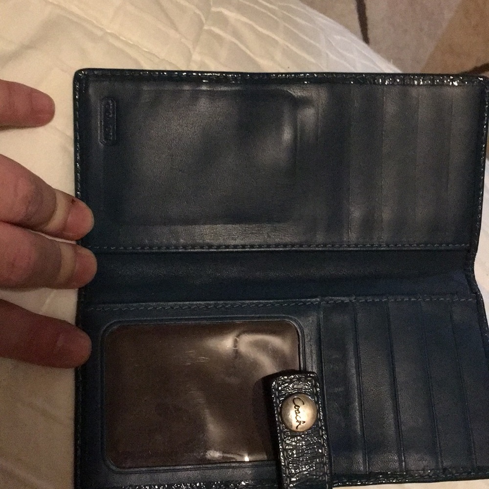 Coach wallet - Picture 2 of 2